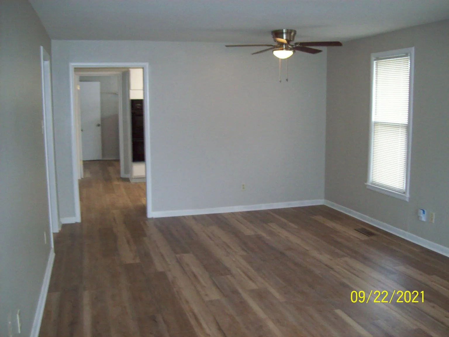 3 bed, 1484 sqft, $1,875 — Photo 2