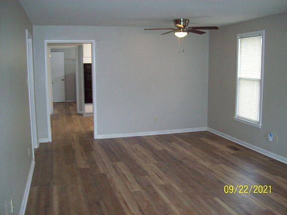 2nd image of 504 Beirne Ave NE