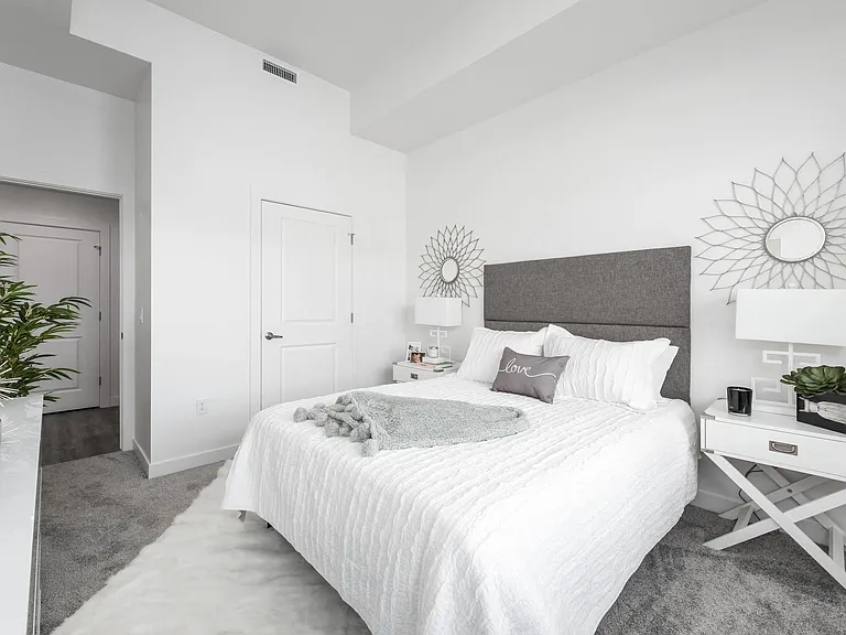 Rockpoint Apartments — Photo 4