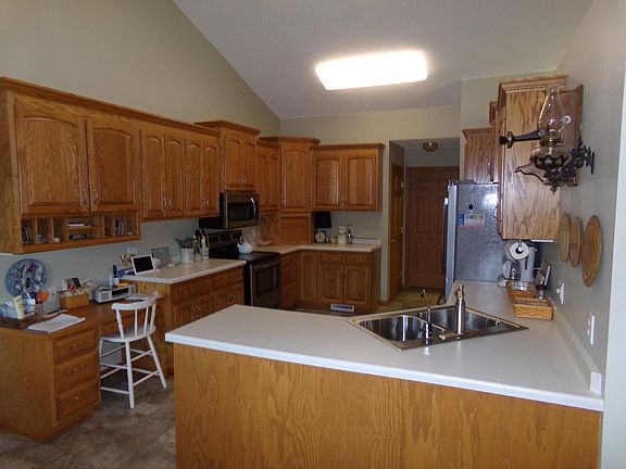 5th image of 1532 Southgate Dr