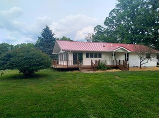 7713 Roosevelt Rd, Holton, MI 49425