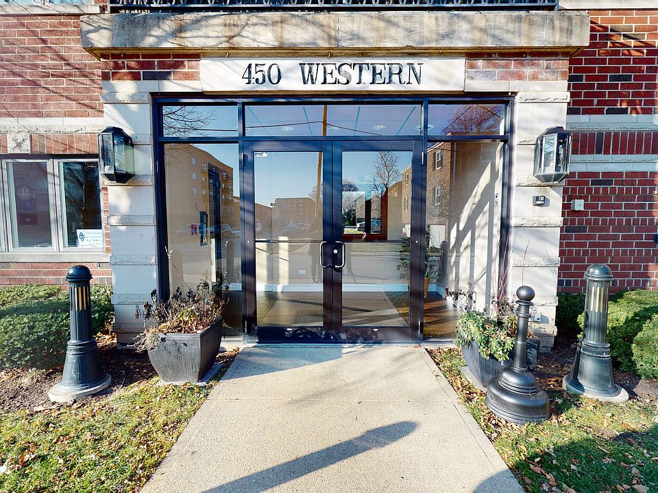 1st image of 450 S Western Ave Unit 502