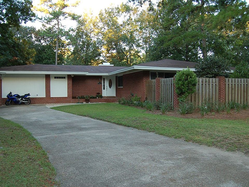 Front Yard and Driveway