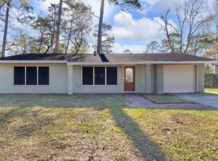 3122 Ash Dr, Dickinson, TX 77539