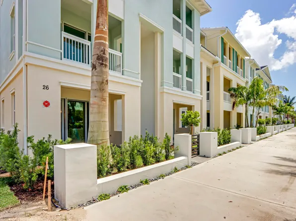 12556 Gross Pointe Drive, Palm Beach Gardens, FL 33418