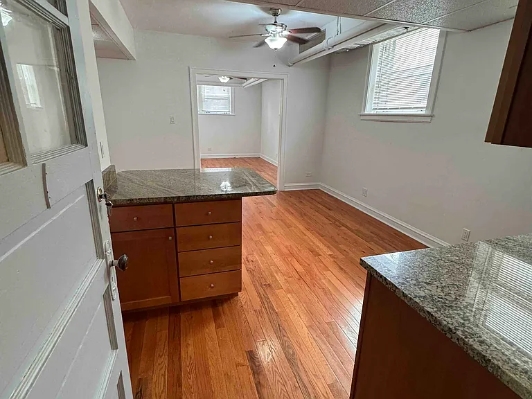 3946 N Bell Ave #BASEMENT — Photo 3
