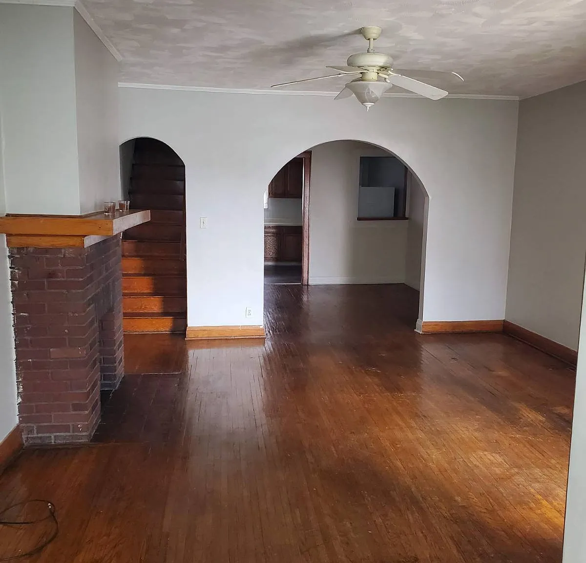 2 bed, 1000 sqft, $900 — Photo 3
