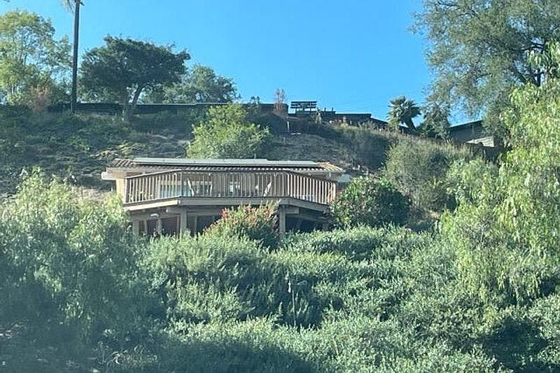 1st image of 2416 Gird Rd