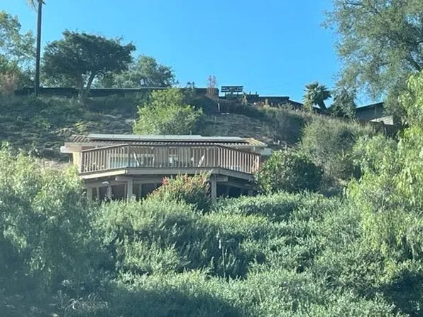 2416 Gird Rd, Fallbrook, CA 92028