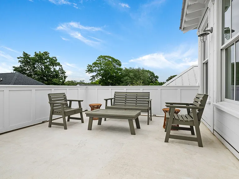 412 Rose Wilder Ln — Photo 38