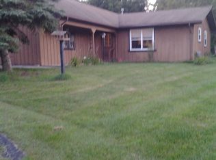 190 Eastview St, Lake Orion, MI 48362