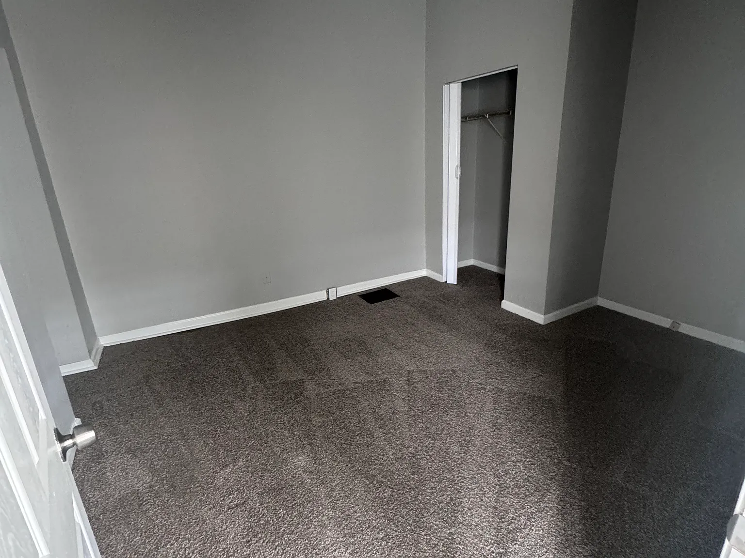 2 bed, 960 sqft, $1,250 — Photo 4