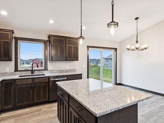 5th image of 491 Coyote Way