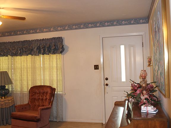 5th image of 507 N Central St