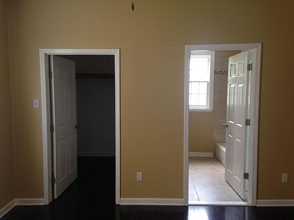 2nd image of 4936 Touro St