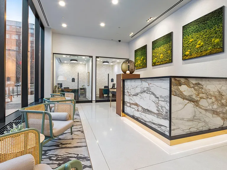 The Avra West Loop — Photo 12