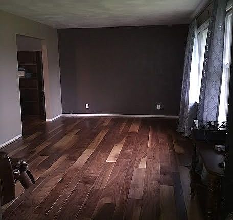 Formal Living off entry 