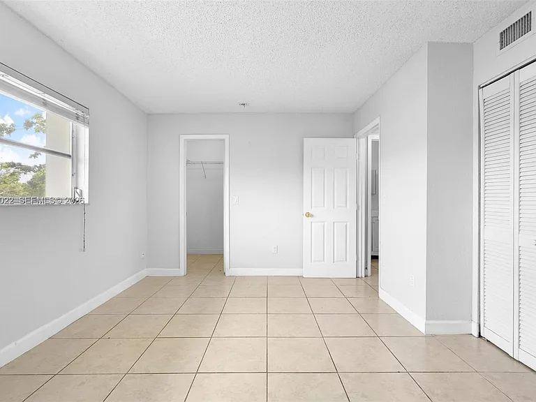 400 NW 65th Ave #213 — Photo 10