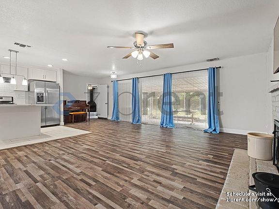5th image of 234 E Robinhood Dr