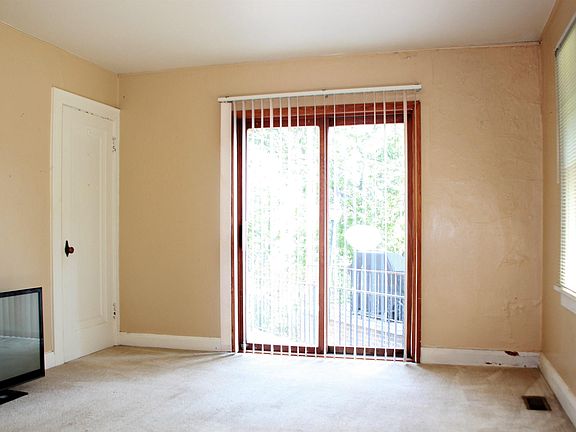 4th image of 14 Terra Alta Ct