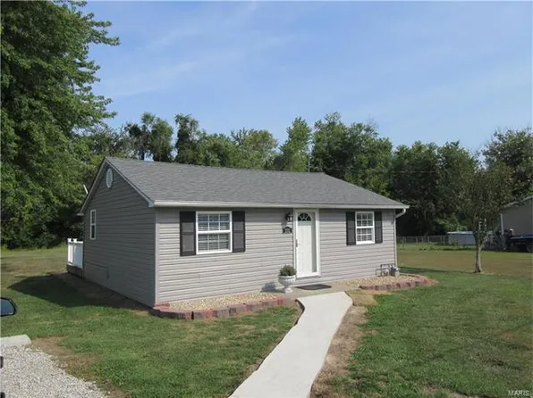 202 Truman St, Bethalto, IL 62010
