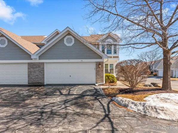 763 Regency Park Dr, Crystal Lake, IL 60014