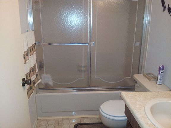 2nd image of 2981 Bonaventure Cir APT 203