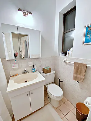 Rented by Douglas Elliman | media 16
