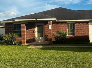 5735 Falcon Ln, Beaumont, TX 77708