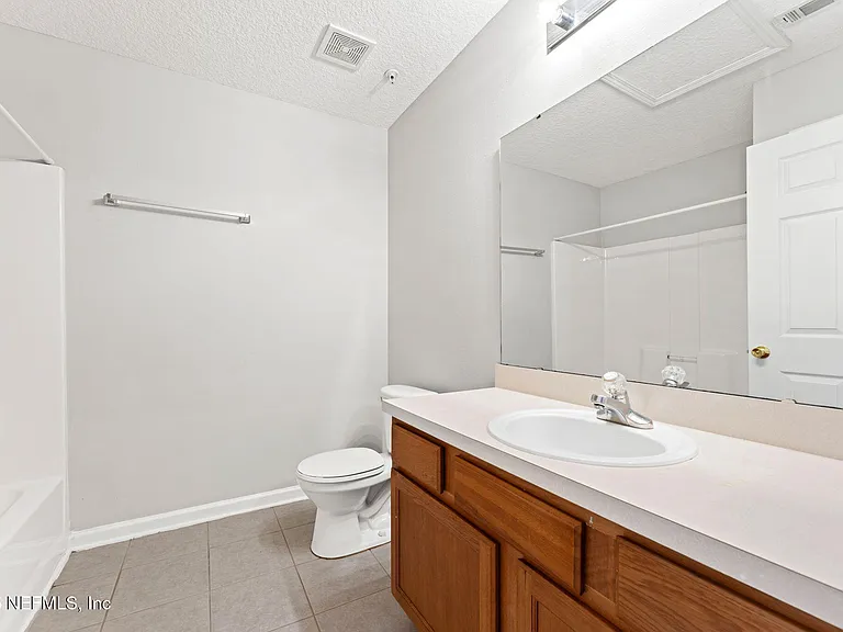 5201 Playpen Dr #811 — Photo 10