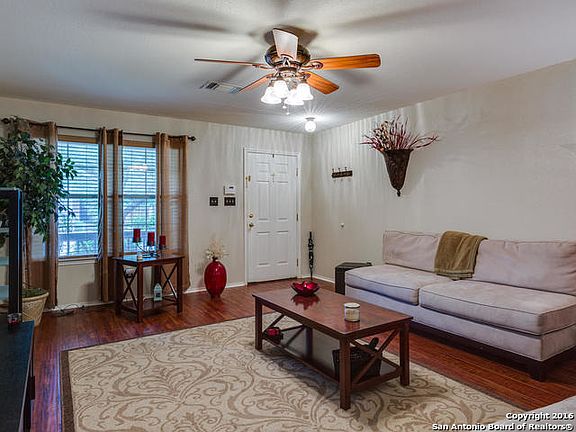 3rd image of 5502 Tomas Cir