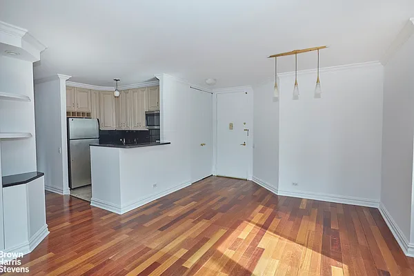 Rented by Brown Harris Stevens | media 27