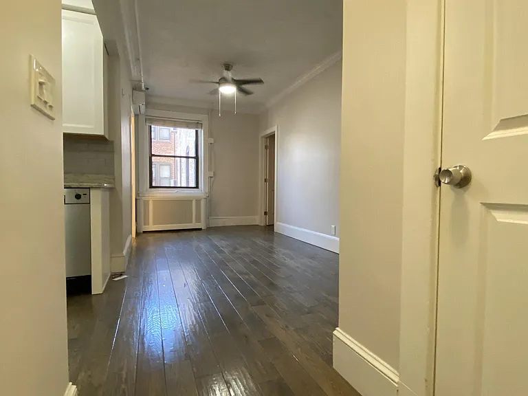 91 Westland Ave #305 — Photo 10