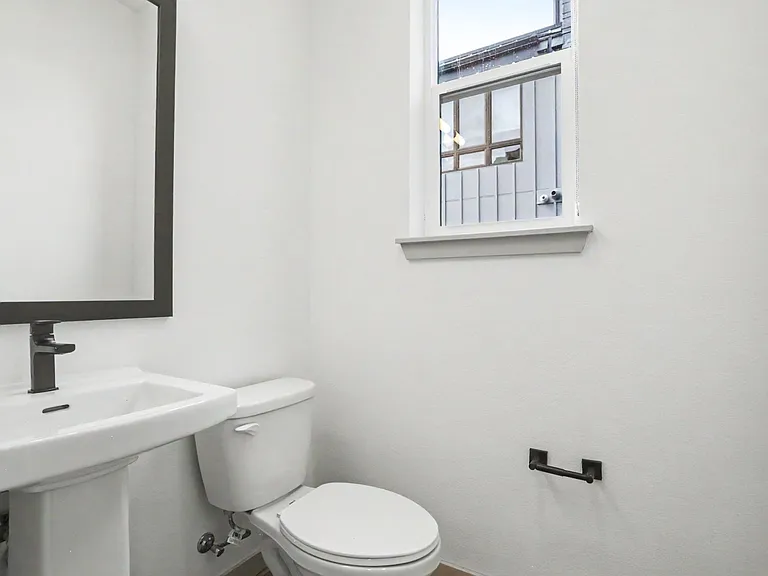 University Hills Townhomes — Photo 99