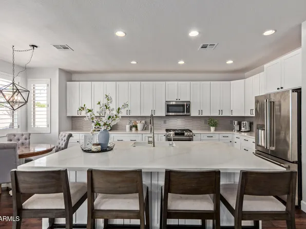 1342 E JADE Drive, Chandler, AZ 85286