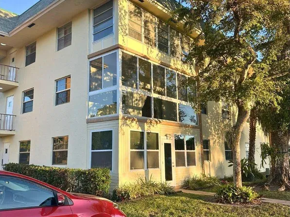 5190 E Sabal Palm Boulevard #201, Tamarac, FL 33319