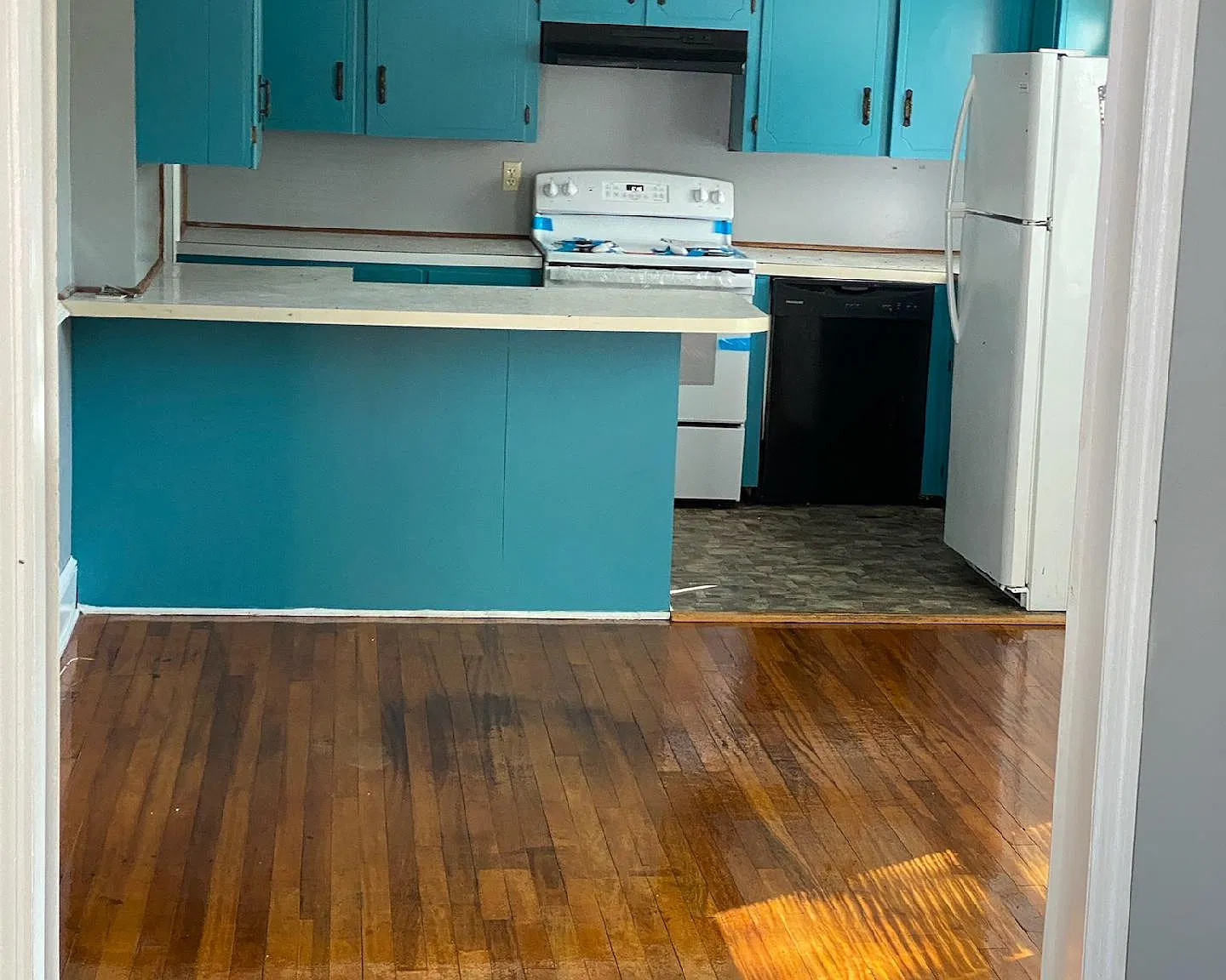2 bed, 1060 sqft, $850 — Photo 2