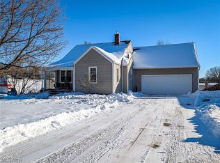 2036 E Main St, Louisville, OH 44641