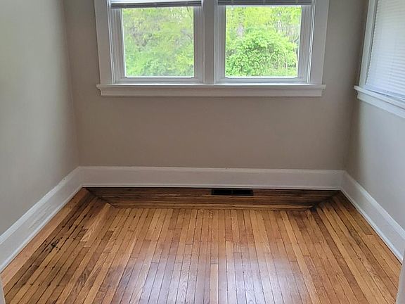 3rd image of 651 Glenwood Ave #651