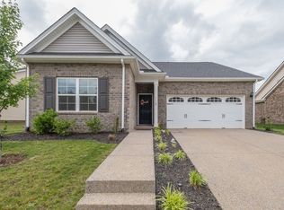 115 Crabourne Dr, White House, TN 37188