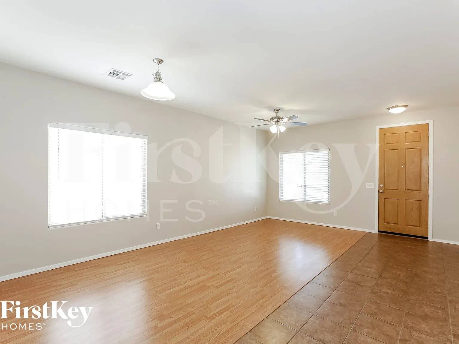 4 bed, 2.5 bath, 2441 sqft, $2,340 — Photo 3