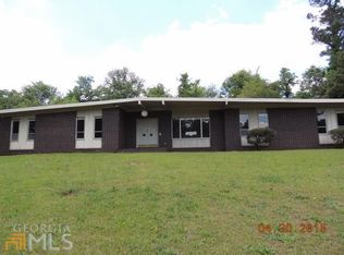 1824 Wood Valley Rd, Macon, GA 31211