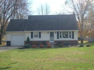 2947 Park Dr, Adrian, MI