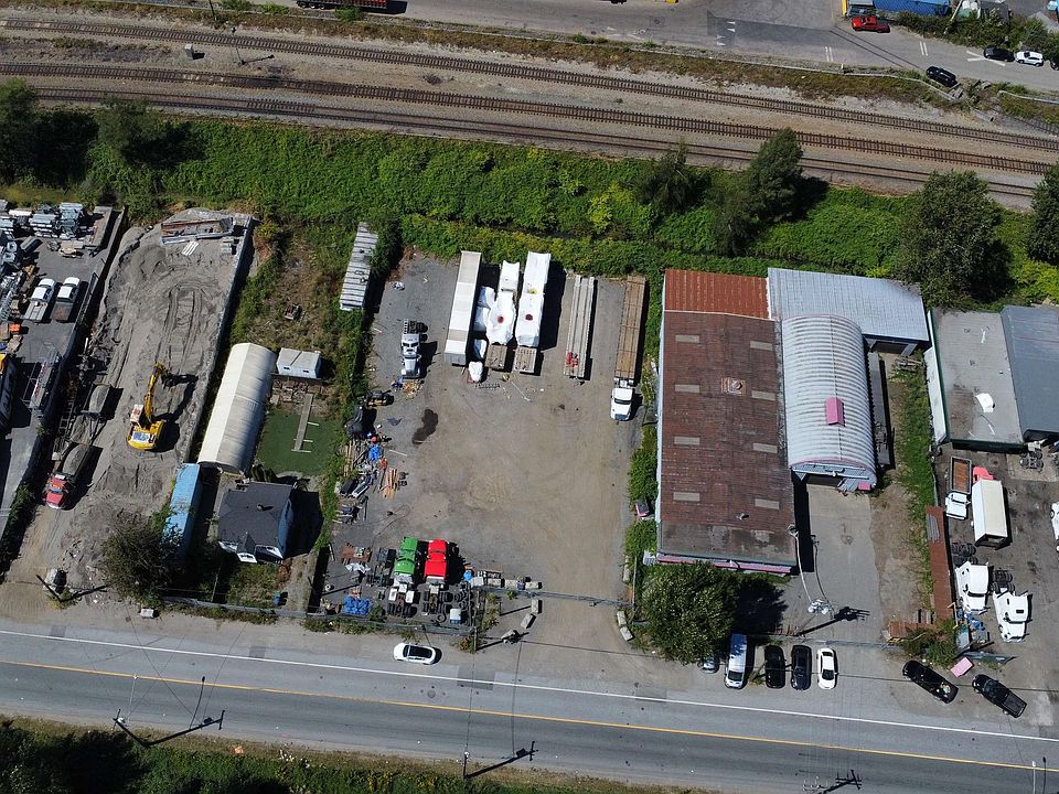 2nd image of 12351 Industrial Rd