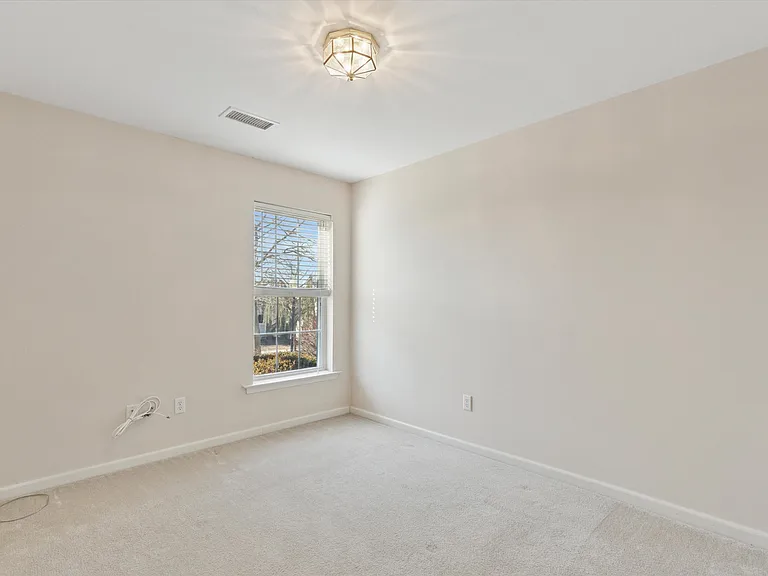 110 W Harmony Dr #107 — Photo 5