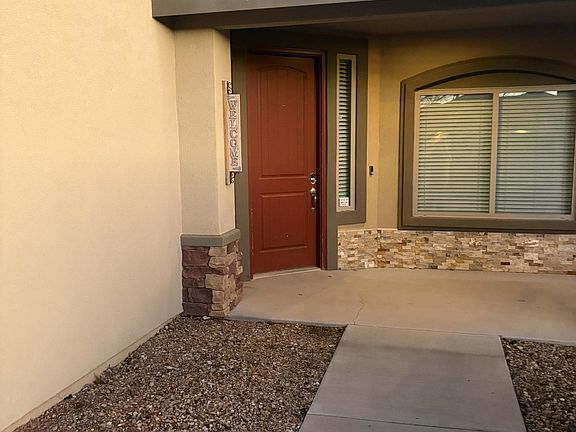 3rd image of 2016 N Orchid Dr