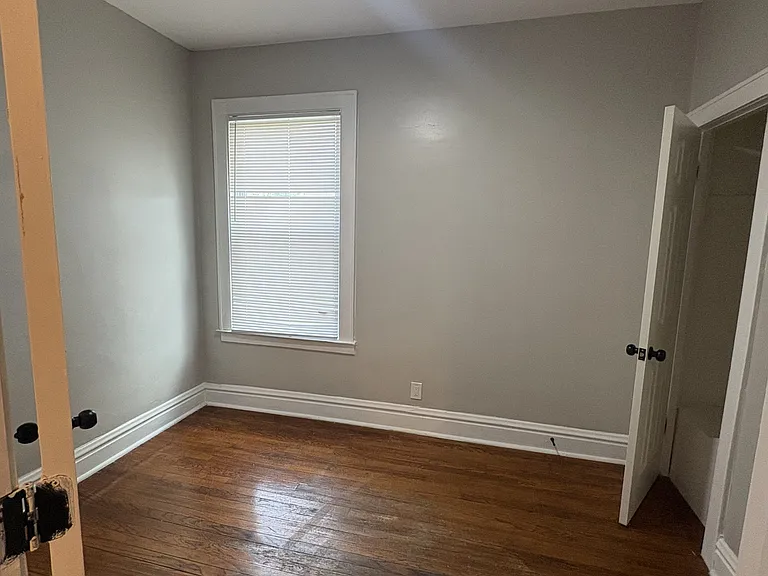 9331 S Evans Ave — Photo 8