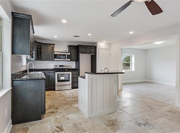 5th image of 1401 Spanish Oaks Dr