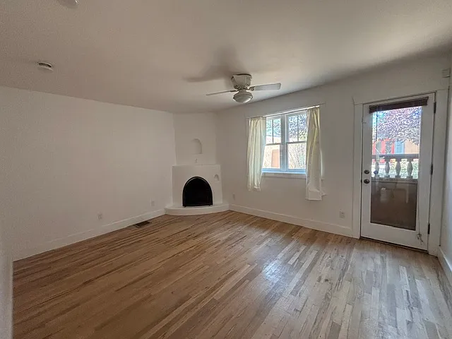 1910 Agua Fria St — Photo 12