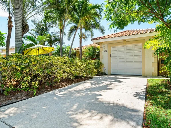 321 Princeton Dr, Lake Worth, FL 33460